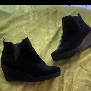 Black Wedge Boots